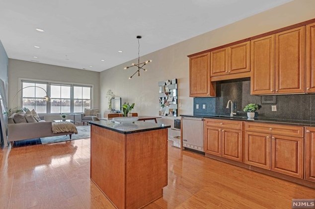 20 Ave At Port Imperial #525, West New York, NJ 07093