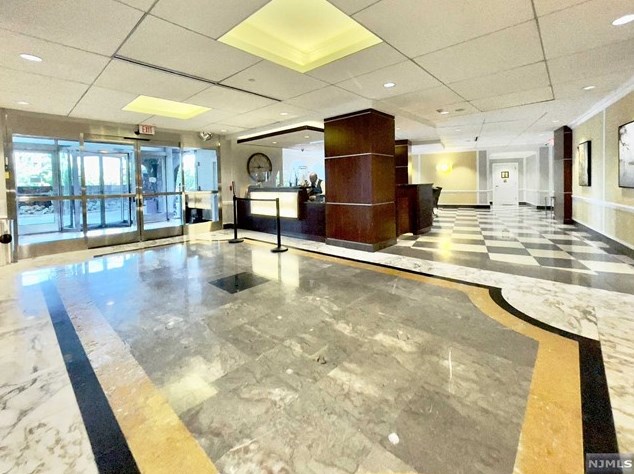 2100 Linwood Ave #18m, West Fort Lee, NJ 07024