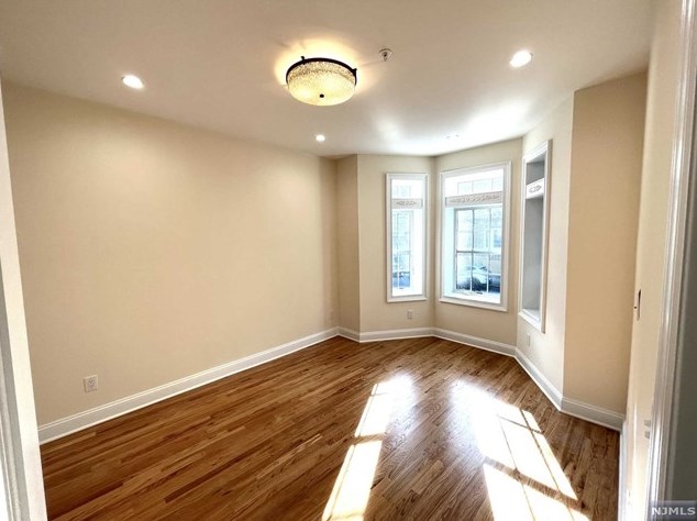18 51st St #1st Fl, West New York, NJ 07093