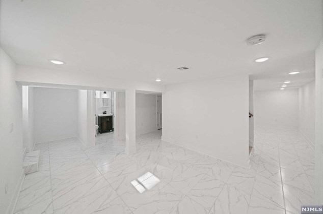 111 Westend Ave, Westwood NJ  07675-3328 exterior