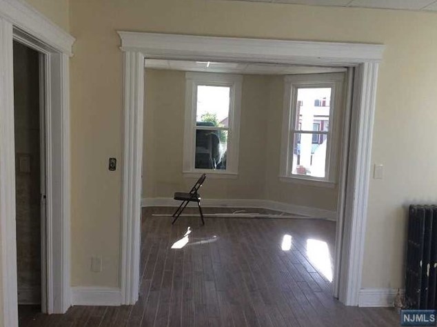 84 Mahar Ave, Clifton, NJ 07011
