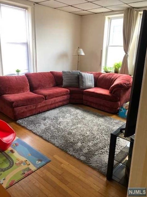 214 Lawton Ave #16, Cliffside Park, NJ 07010