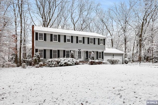 120 Apple Ridge Rd, Westwood, NJ 07677