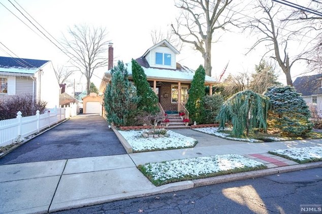 210 Bergen Ave, N Milford, NJ 07646