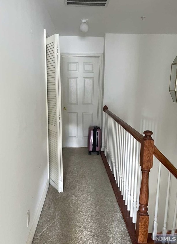 94 Osprey Ct, Secaucus NJ  07094-2935 exterior