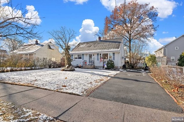 642 Newcomb Rd, Ridgewood, NJ 07450