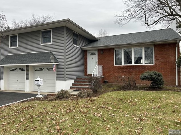 44 Elizabeth St, Oradell, NJ 07649