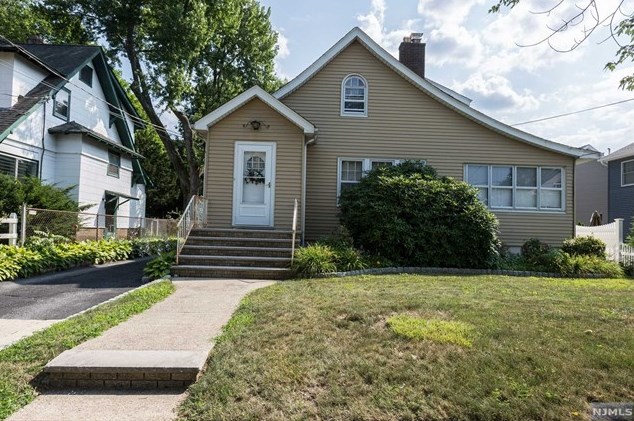 45 Mill St, Westwood NJ  07675-2926 exterior