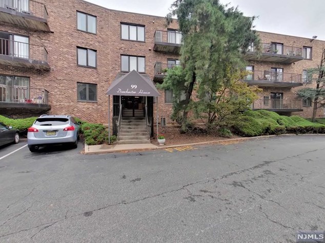 99 Teaneck Rd Apt 118, Ridgefield Park, NJ 07660