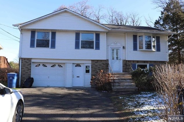 179 Lafayette Pl, Englewood, NJ 07631