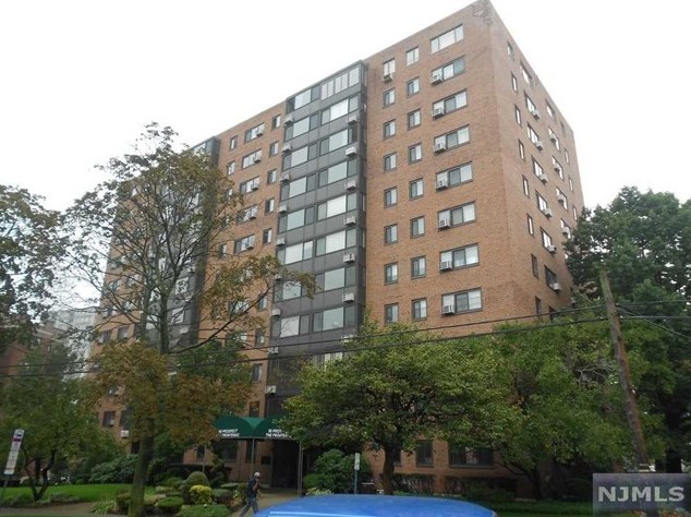 90 Prospect Ave #2c, Hackensack, NJ 07601