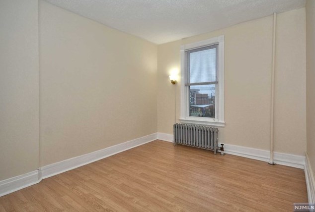 44 Elm St, Montclair, NJ 07042