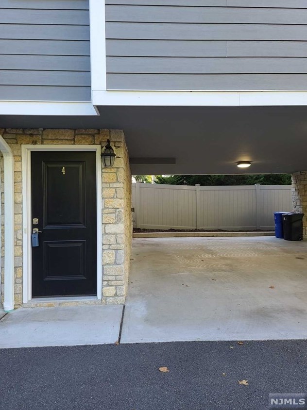 53 Crest St #5, Westwood, NJ 07675