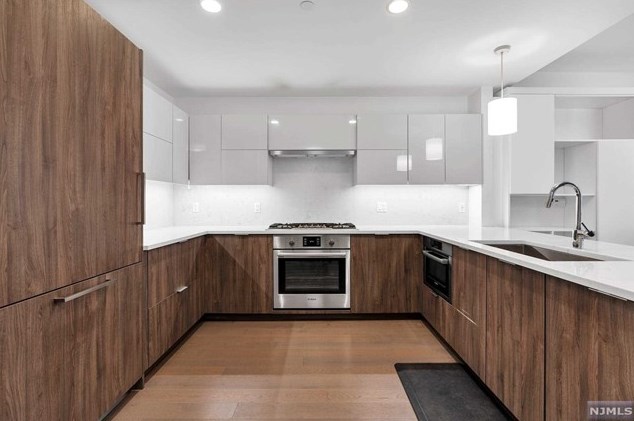 9 Ave At Port Imperial #605, West New York, NJ 07093