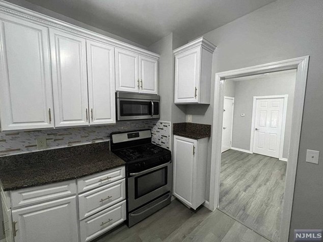 22 Harrison Ave #2, Outwater, NJ 07026