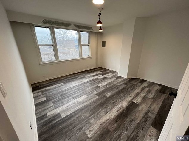 86 Steuben St #1st Floor, East Orange, NJ 07018