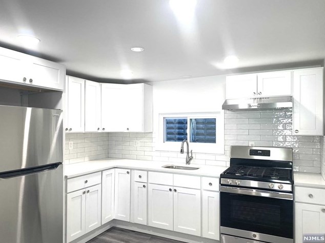 501 Valley Brook Ave, Lyndhurst, NJ 07071