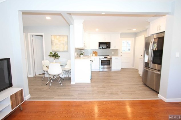 101 Hillside Dr, Paterson NJ  07508-2852 exterior