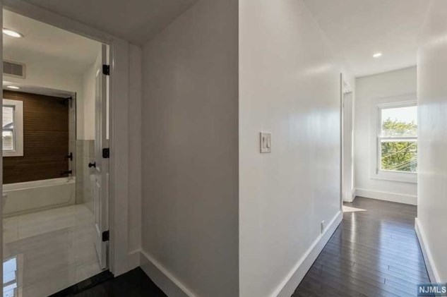 22 Orchard St, Hillsdale NJ  07642-2013 exterior