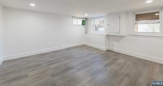 22 Orchard St, Hillsdale NJ  07642-2013 exterior