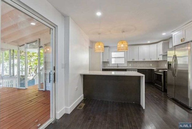 22 Orchard St, Hillsdale NJ  07642-2013 exterior