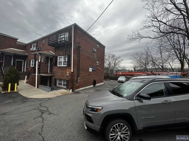 60 S Main St #7c, Lodi, NJ 07644