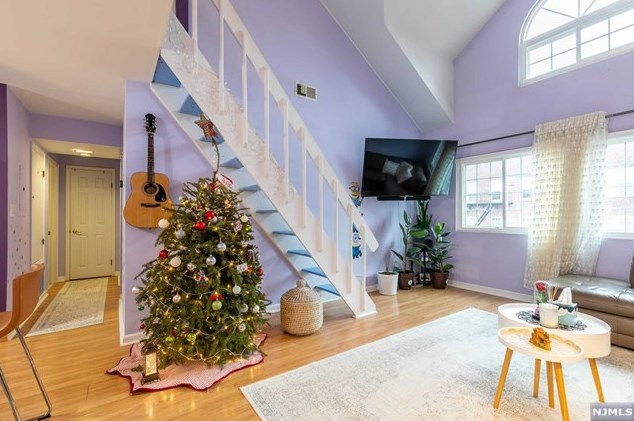 199 Union Ave, Rutherford NJ  07070-3505 exterior