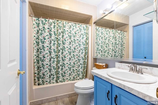 199 Union Ave, Rutherford NJ  07070-3505 exterior