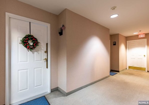 199 Union Ave, Rutherford NJ  07070-3505 exterior