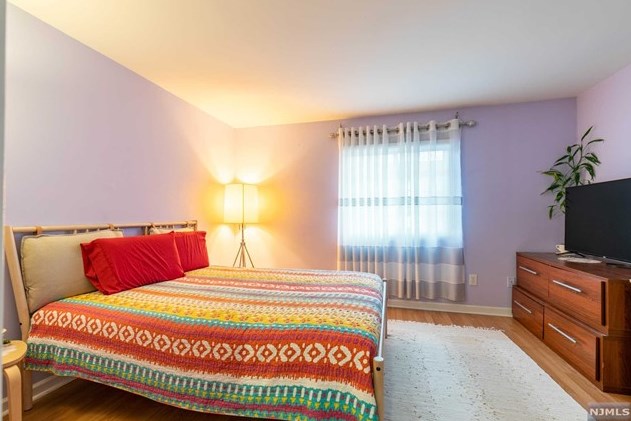 199 Union Ave, Rutherford NJ  07070-3505 exterior