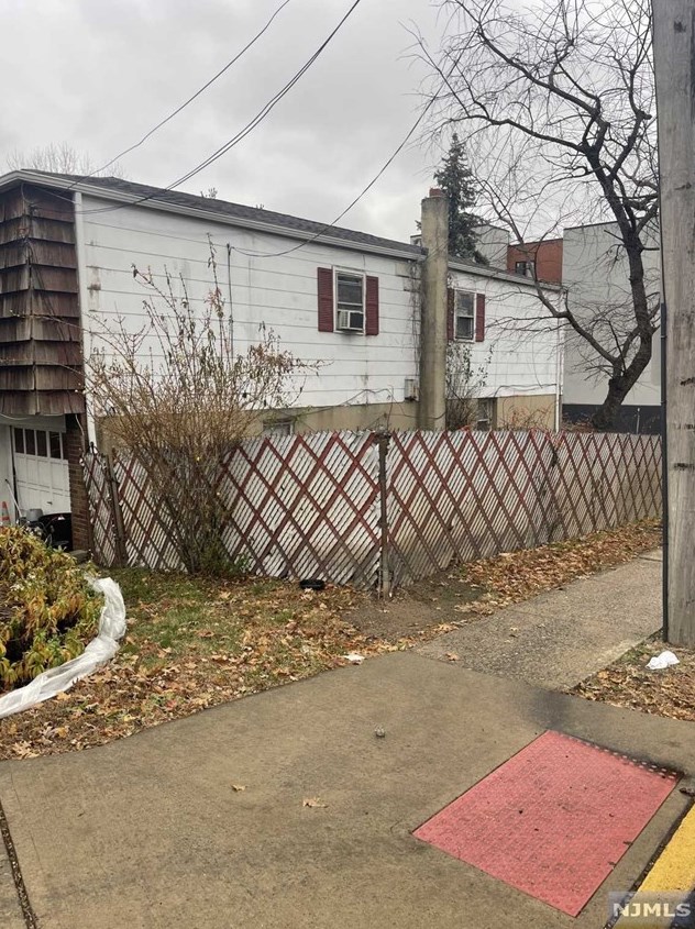 1700 34th St, North Bergen, NJ 07047