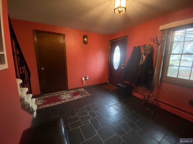 405 White Ave, Rockleigh, NJ 07647