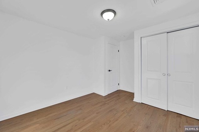 25 Spring Hill Rd, Clifton NJ  07013-2316 exterior