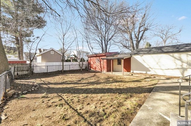 25 Spring Hill Rd, Clifton NJ  07013-2316 exterior