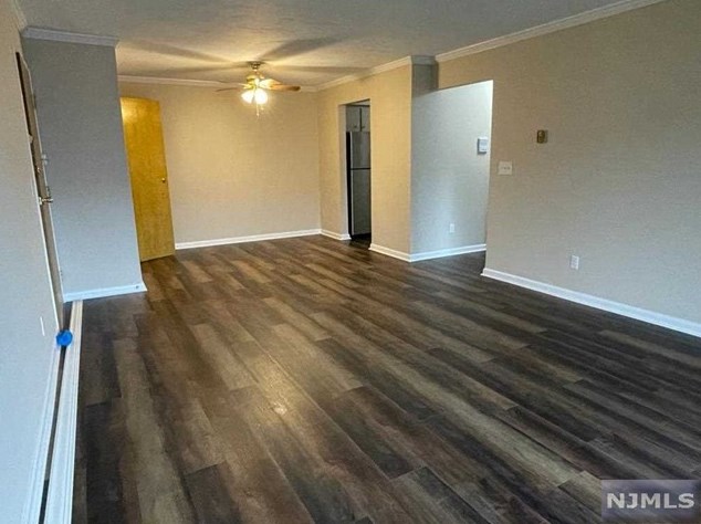 462 Liberty St #307, Little Ferry, NJ 07643