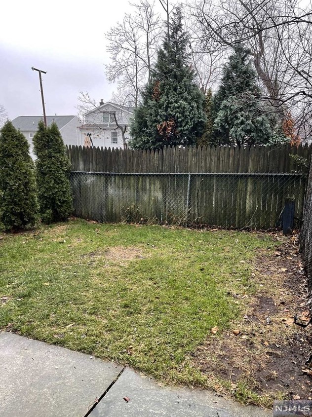 133 Feronia Way, Rutherford, NJ 07070