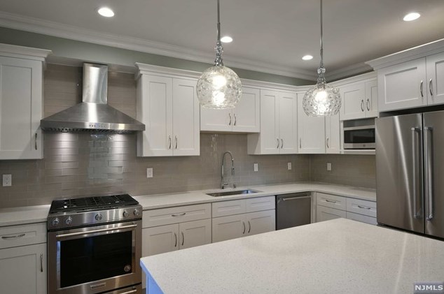 78 Cane St, Bogota, NJ 07603