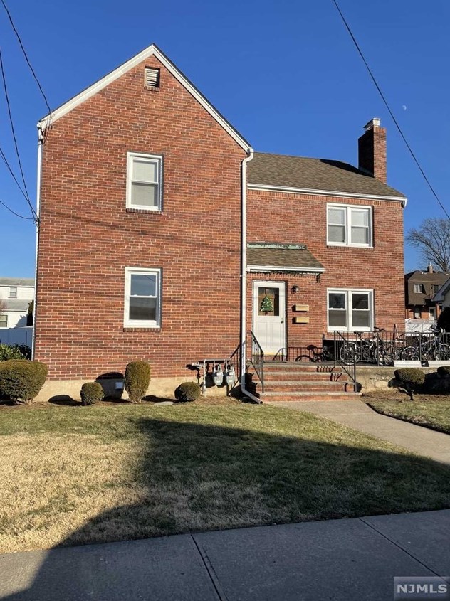 22 Pleasant Ave, Outwater, NJ 07026