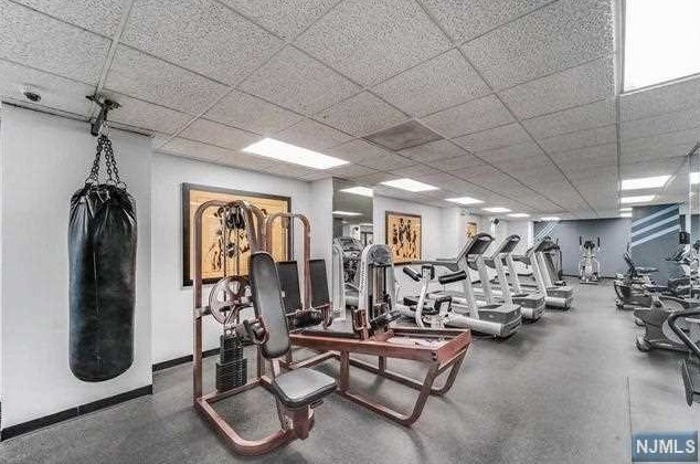 1223 Harmon Cove Tower, Secaucus NJ  07094-1738 exterior