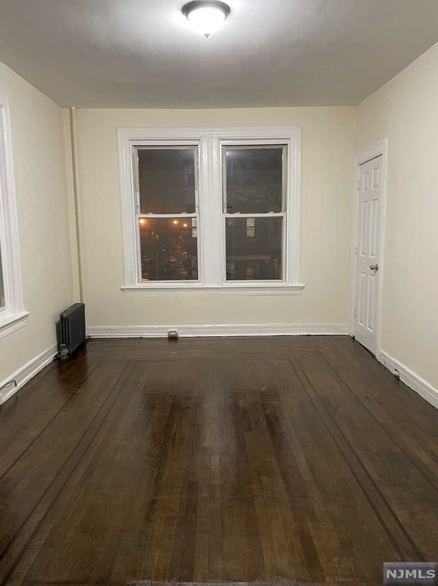 232 6th Ave, Newark NJ  07107-6201 exterior