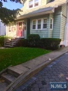 136 3rd St, Ridgefield Park, NJ 07660