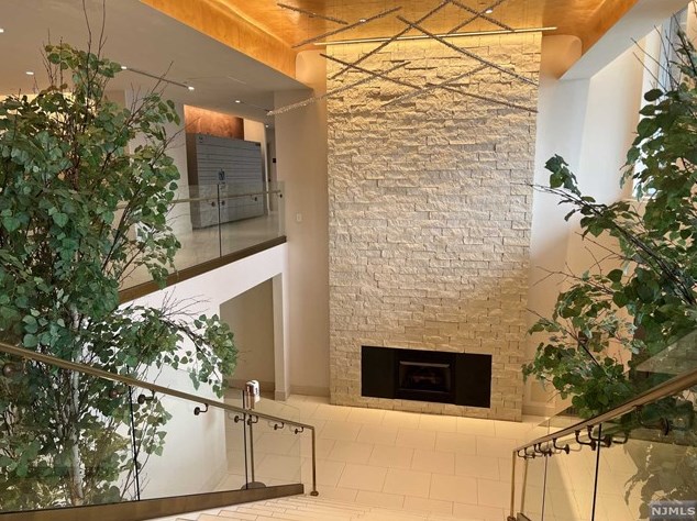 717 Hudson Park #717, Edgewater, NJ 07020
