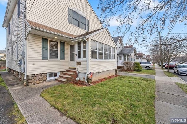 161 2nd Ave, Paterson, NJ 07506-2302