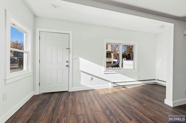 494 Burnside St, Orange NJ 07050-4203 exterior