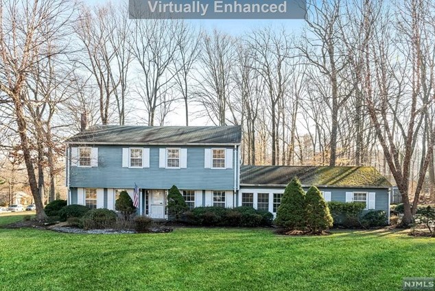 130 Apple Ridge Rd, Westwood, NJ 07677