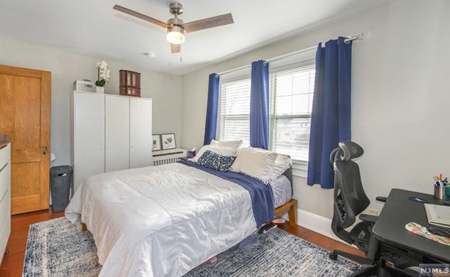 151 Franklin Ave, Saddle Brook NJ  07663-4700 exterior