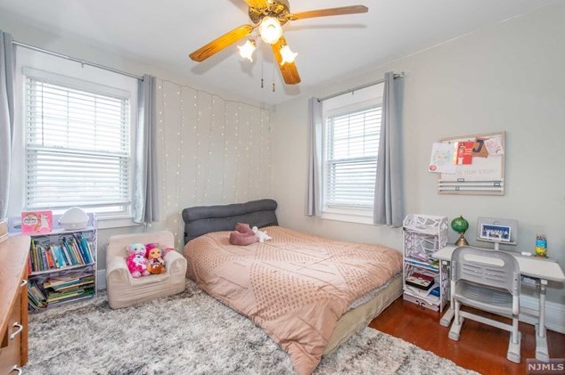 151 Franklin Ave, Saddle Brook NJ  07663-4700 exterior