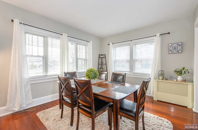 151 Franklin Ave, Saddle Brook NJ  07663-4700 exterior