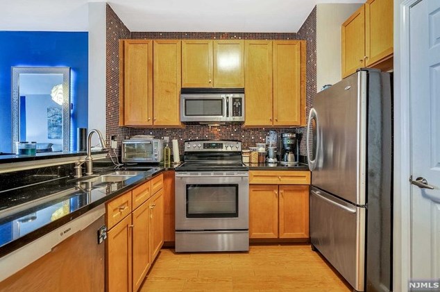 24 Ave At Port Imperial #310, West New York, NJ 07093