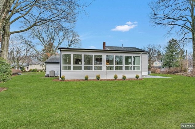 739 Pine Lake Dr, Township Of Washington NJ  07676-4821 exterior